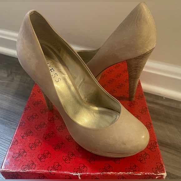 Tan Leather Heels Size 6. - Picture 3 of 6